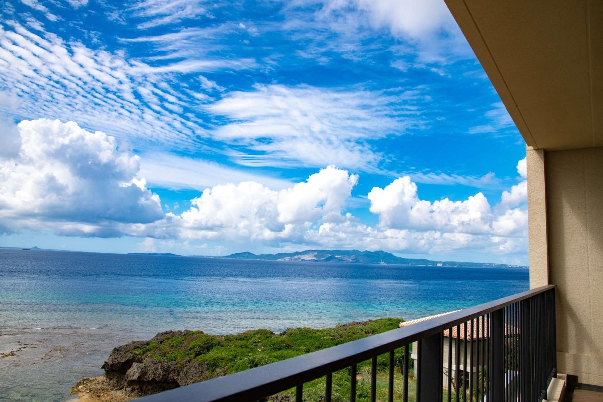 Hyatt Regency Seragaki Island Okinawa Hotel Onna Exterior photo