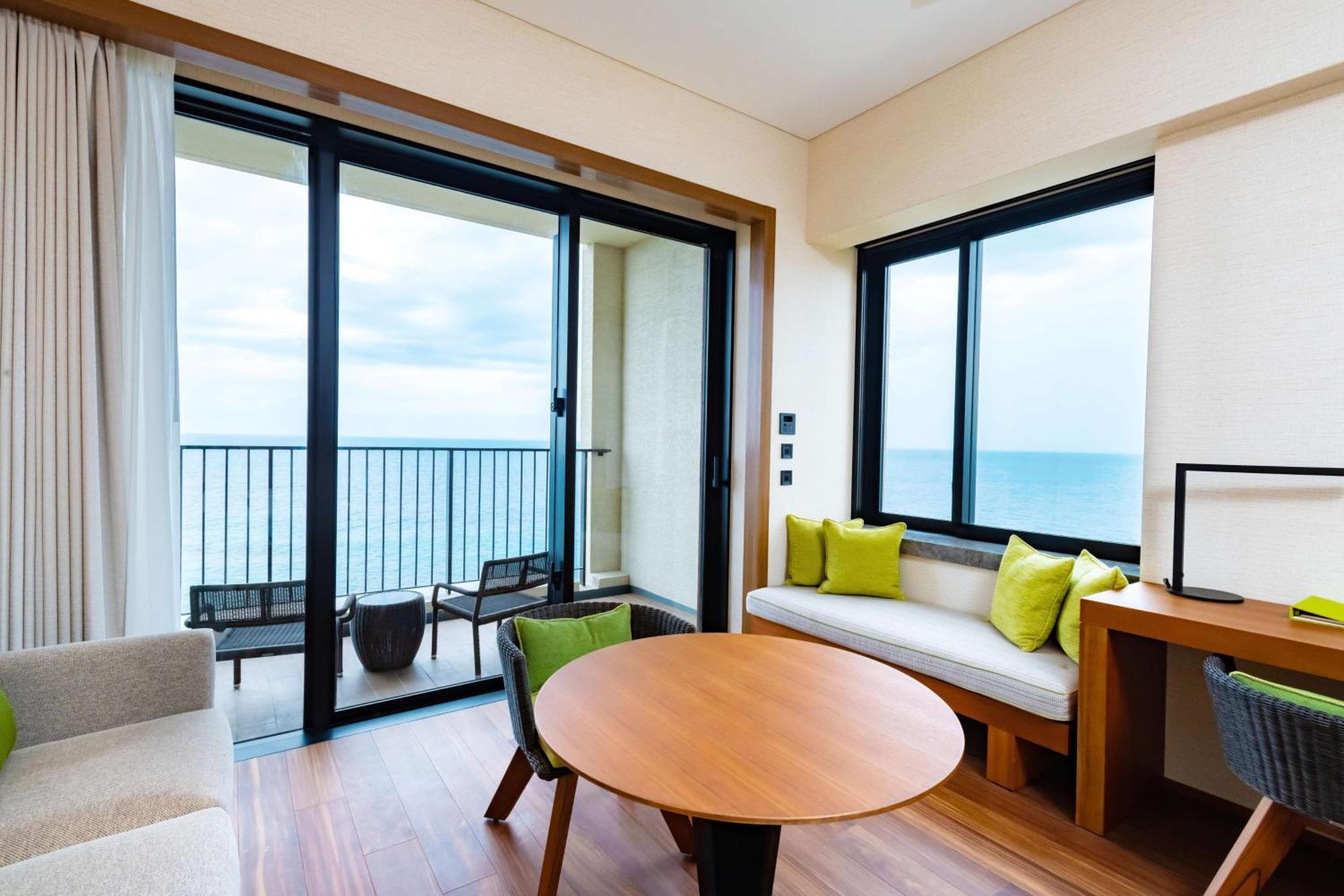 Hyatt Regency Seragaki Island Okinawa Hotel Onna Exterior photo